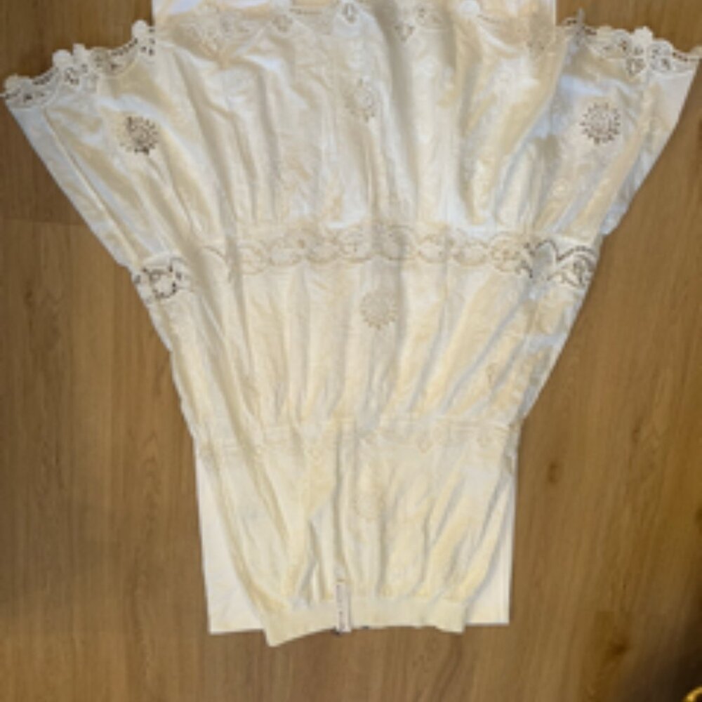 Brand new Alice + Olivia Floral skirt